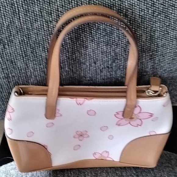 TAN & WHITE SATCHEL WITH PINK FLOWERS, LIKE NEW - Picture 2 of 2